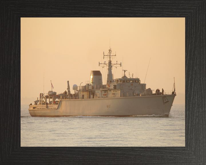 HMS Quorn M41 Hunt Class Minehunter Photo Print - Posters, Prints, & Visual Artwork - by Hampshire Prints (image 3 of 9)