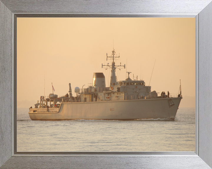 HMS Quorn M41 Hunt Class Minehunter Photo Print - Posters, Prints, & Visual Artwork - by Hampshire Prints (image 7 of 9)