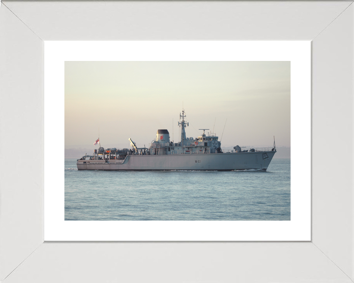 HMS Quorn M41 Hunt Class Minehunter November 2014 Photo Print - Posters, Prints, & Visual Artwork - by Hampshire Prints (image 4 of 9)