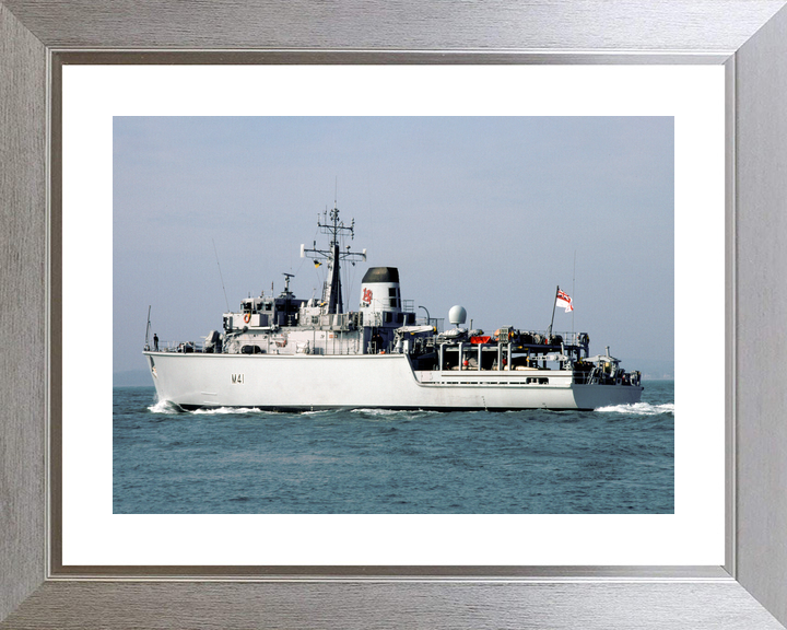 HMS Quorn M41 Hunt Class Minehunter May 1996 Photo Print - Posters, Prints, & Visual Artwork - by Hampshire Prints (image 6 of 9)