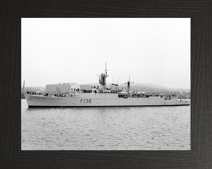HMS Rapid F138 Type 15 Frigate Entering Harbour Photo Print - Posters, Prints, & Visual Artwork - by Hampshire Prints (image 3 of 9)