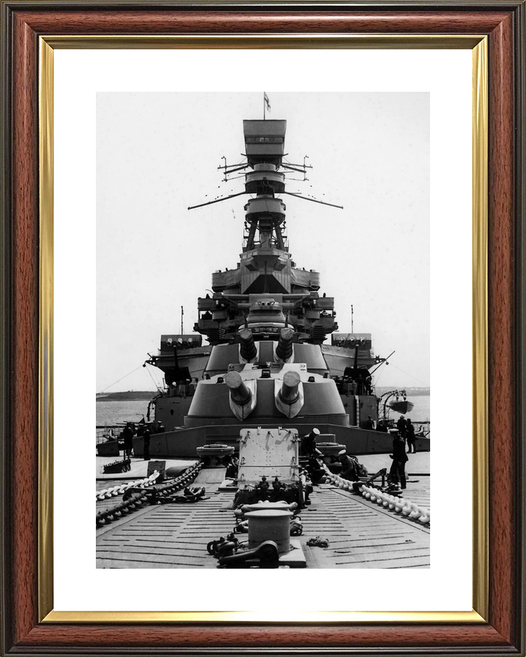 HMS Renown 1916 Renown Class Battlecruiser Forecastle Photo Print - Posters, Prints, & Visual Artwork - by Hampshire Prints (image 8 of 9)