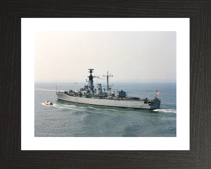 HMS Scylla F71 Leander Class Frigate July 1986 Photo Print - Posters, Prints, & Visual Artwork - by Hampshire Prints (image 2 of 9)
