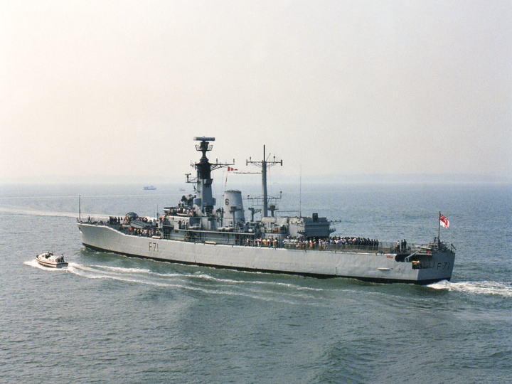 HMS Scylla F71 Leander Class Frigate July 1986 Photo Print - Posters, Prints, & Visual Artwork - by Hampshire Prints (image 1 of 9)