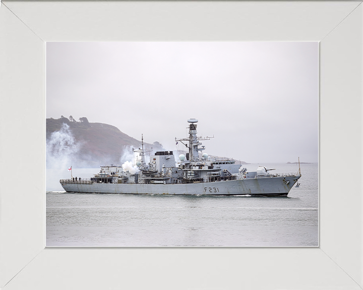 HMS Argyll (F231) Royal Navy Type 23 Frigate Firing Photo Print Wall Art Decor Posters, Prints, & Visual Artwork Hampshire Prints 10 x 8 White Frame No