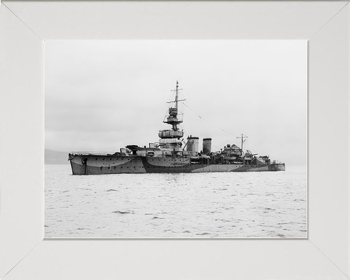 HMS Cardiff (D58) Royal Navy C Class Light Cruiser Port Side View Photo Print Wall Art Decor Posters, Prints, & Visual Artwork Hampshire Prints 10 x 8 White Frame No