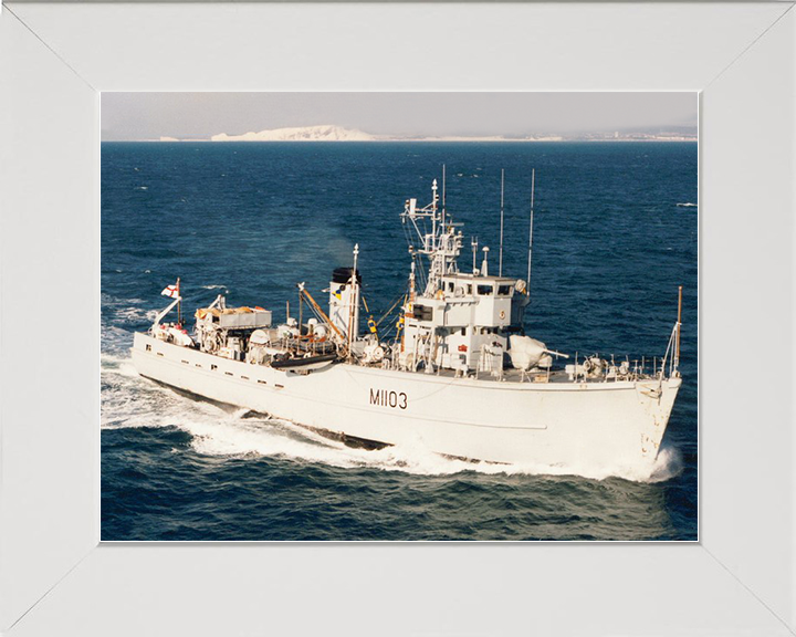 HMS Alfriston (M1103) Royal Navy Ton Class Minesweeper Warship Starboard Bow View Photo Print Wall Art Decor Posters, Prints, & Visual Artwork Hampshire Prints 10 x 8 White Frame No