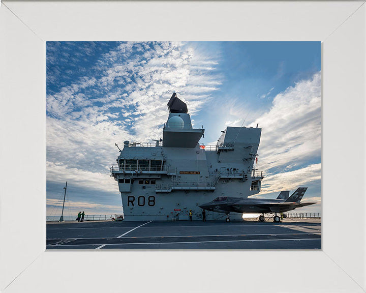 HMS Queen Elizabeth R08 | Photo Print | Framed Print | Queen Elizabeth Class | Aircraft Carrier | Royal Navy Hampshire Prints