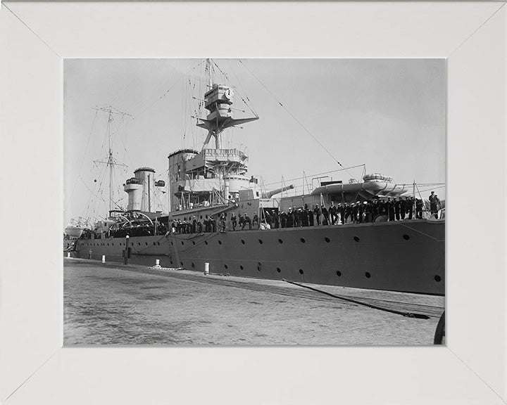 HMS Raleigh 96 (1919) | Photo Print | Framed Print | Hawkins Class | Cruiser | Royal Navy Hampshire Prints