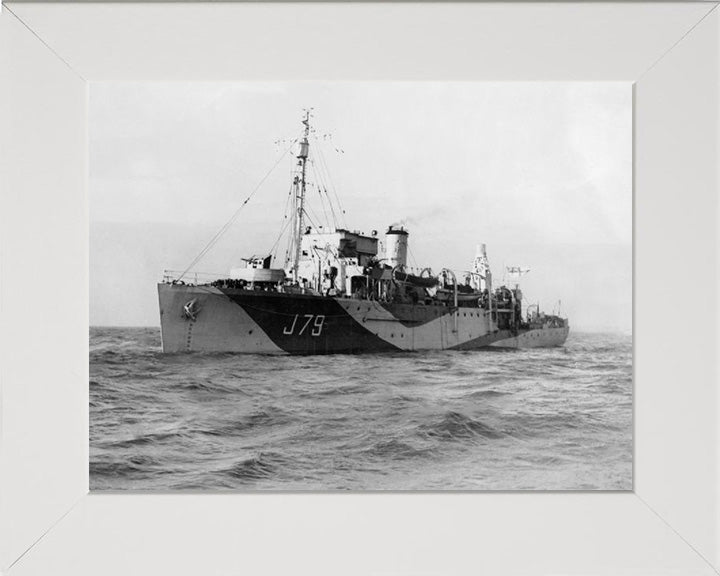 HMS Scott J79 | Photo Print | Framed Print | Halcyon Class | Minesweeper | Royal Navy Hampshire Prints