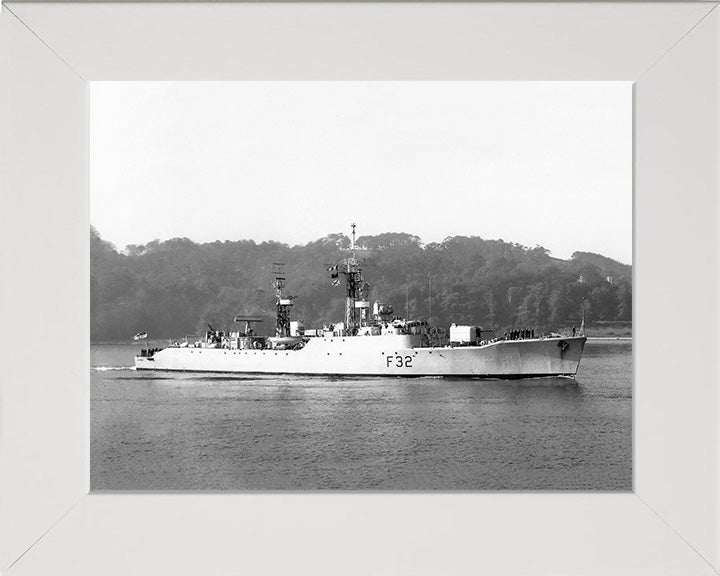 HMS Salisbury F32 | Photo Print | Framed Print | Salisbury Class | Frigate | Royal Navy Hampshire Prints