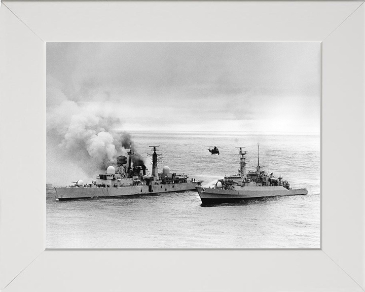 HMS Arrow (F173) alongside HMS Sheffield (D80) Royal Navy Falkland War Photo Print Wall Art Decor Posters, Prints, & Visual Artwork Hampshire Prints 10 x 8 White Frame No
