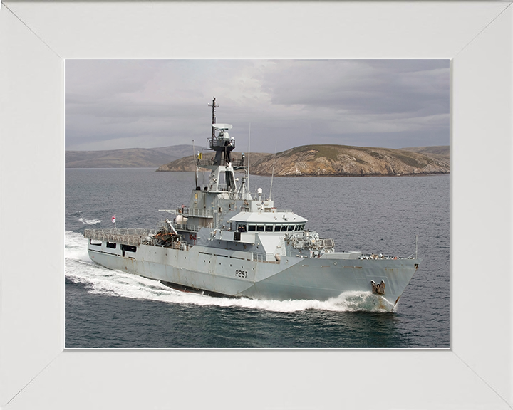 HMS Clyde (P257) Royal Navy River Class Patrol Vessel High Starboard View Photo Print Wall Art Decor Posters, Prints, & Visual Artwork Hampshire Prints 10 x 8 White Frame No