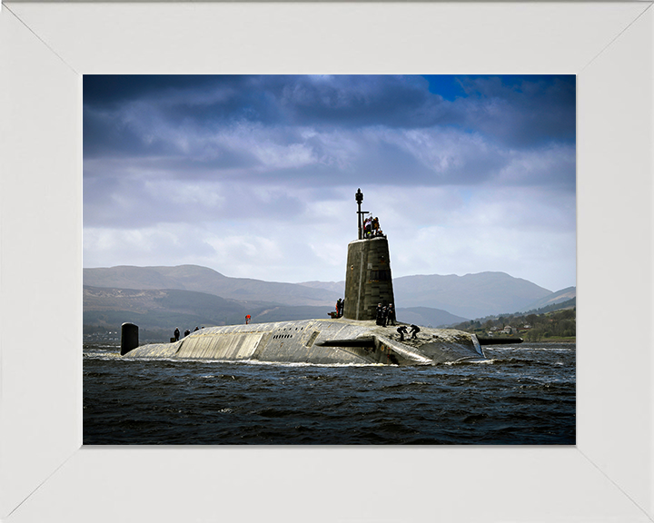 HMS Vigilant (S30) Photo Print - Returning to HNB Clyde - Royal Navy Vanguard Class Submarine Hampshire Prints 10 x 8 White Frame No