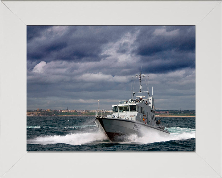 HMS Explorer (P164) Photo Print - At Sea 2009 - Royal Navy Archer Class P2000 Patrol Vessel Hampshire Prints 10 x 8 White Frame No