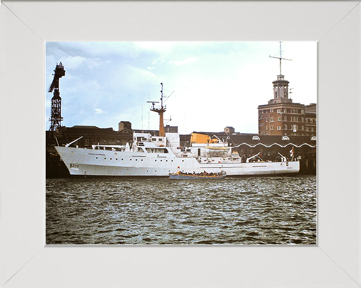 HMS Beagle (A319) Royal Navy Bulldog Class Survey Vessel Portsmouth 1982 Photo Print Wall Art Decor Posters, Prints, & Visual Artwork Hampshire Prints 10 x 8 White Frame No