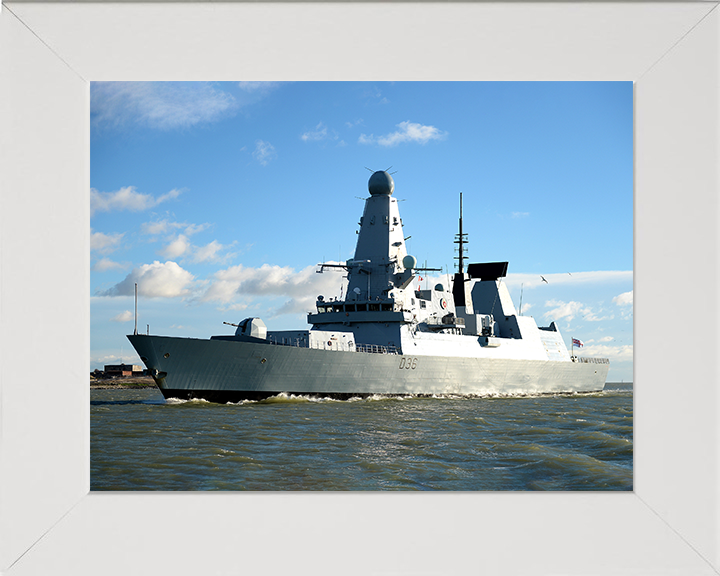 HMS Defender (D36) Royal Navy Type 45 Destroyer Enters Portsmouth 2014 Photo Print Wall Art Decor Posters, Prints, & Visual Artwork Hampshire Prints 10 x 8 White Frame No