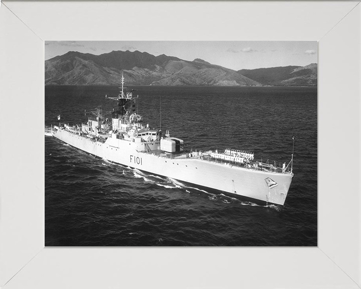 HMS Yarmouth (F101) Photo Print - High Starboard View - Royal Navy Rothesay Class Frigate