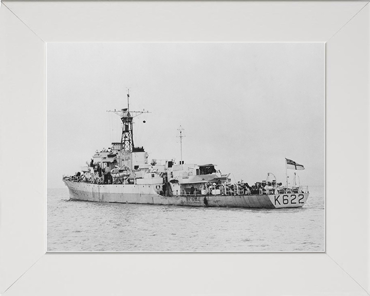 HMS Burghead Bay (K622) (F622) Royal Navy Bay Class Frigate Port Side Photo Print Wall Art Decor Posters, Prints, & Visual Artwork Hampshire Prints 10 x 8 White Frame No
