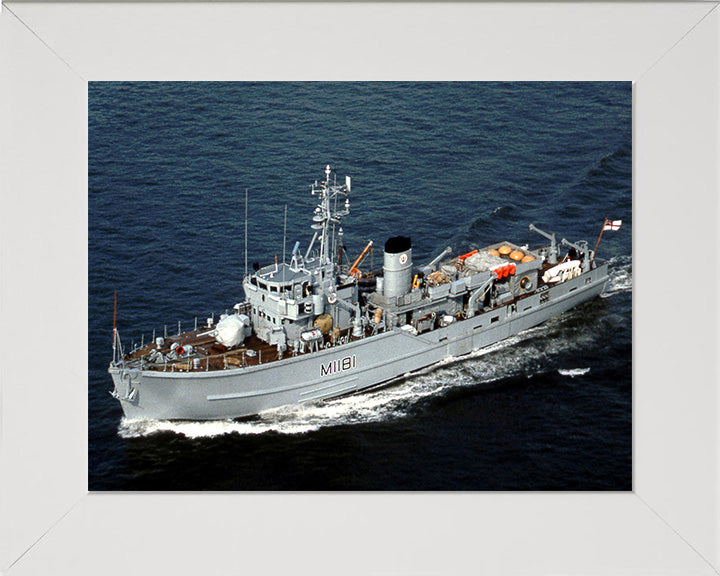 HMS Sheraton (M1181) Photo Print - High Port Side View - Royal Navy Ton Class Minesweeper Hampshire Prints 10 x 8 White Frame No