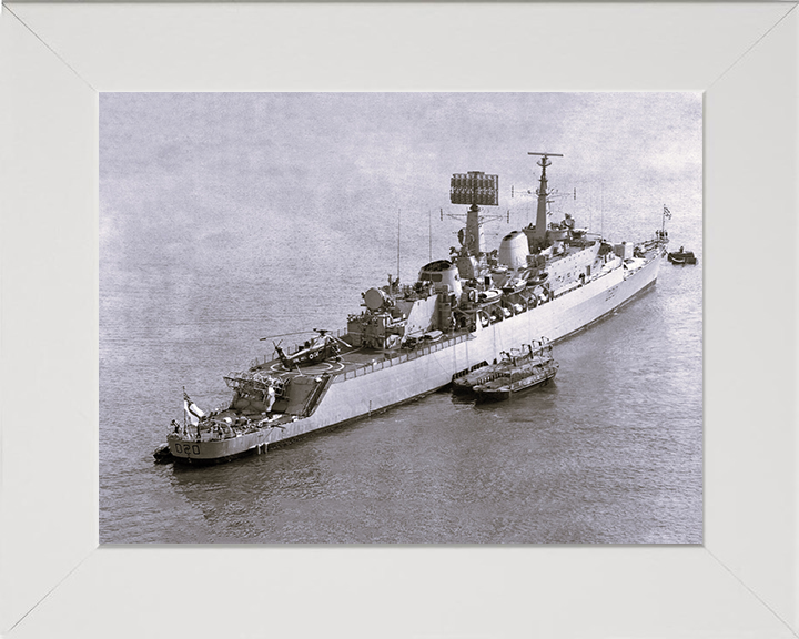 HMS Fife D20 | Photo Print | Framed Print | Poster | County Class | Destroyer | Royal Navy Hampshire Prints