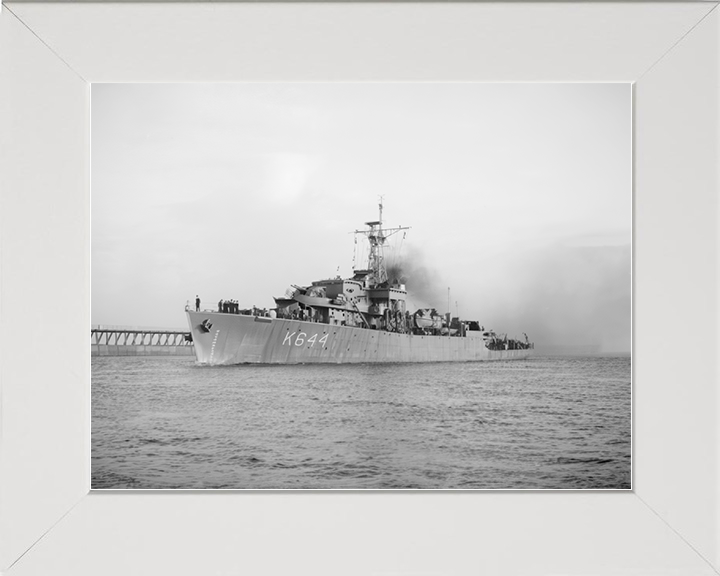HMS Cawsand Bay (K644) Royal Navy Bay Class Frigate Port Side View Photo Print Wall Art Decor Posters, Prints, & Visual Artwork Hampshire Prints 10 x 8 White Frame No