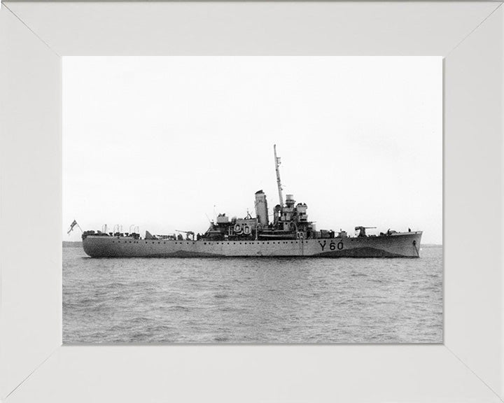 HMS Lulworth Y60 | Photo Print | Framed Print | Poster | Banff Class | Sloop | Royal Navy Hampshire Prints