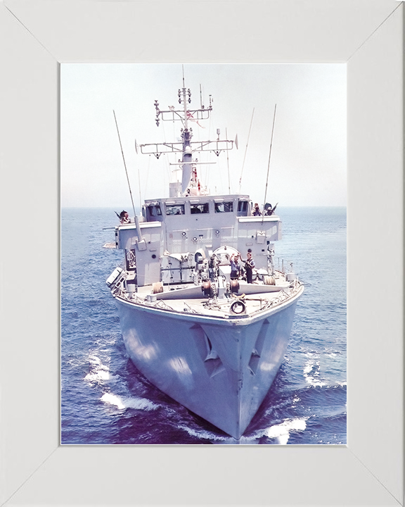 HMS Brecon (M29) Royal Navy Hunt Class Mine Warfare Vessel Bow View Photo Print Wall Art Decor Posters, Prints, & Visual Artwork Hampshire Prints 10 x 8 White Frame No