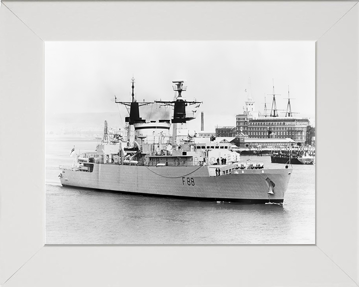 HMS Broadsword (F88) Photo Print - Leaving Portsmouth 1982 - Royal Navy Type 22 Frigate Hampshire Prints 10 x 8 White Frame No