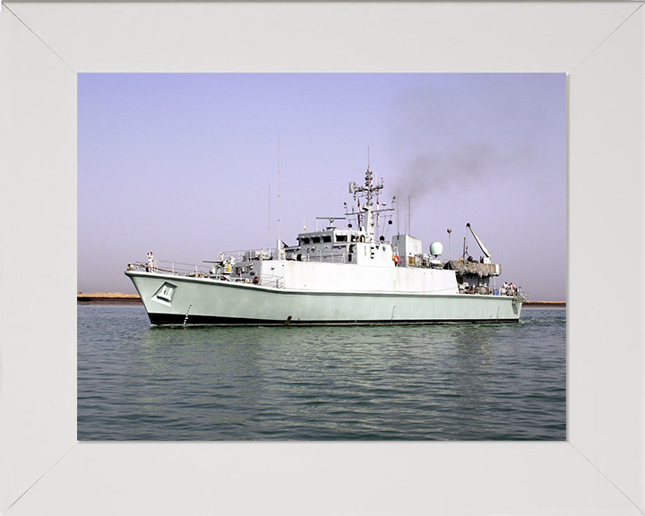 HMS Sandown (M101) Photo Print - Az Zubayr Iraq 2003 - Royal Navy Sandown Class Minehunter Hampshire Prints 10 x 8 White Frame No