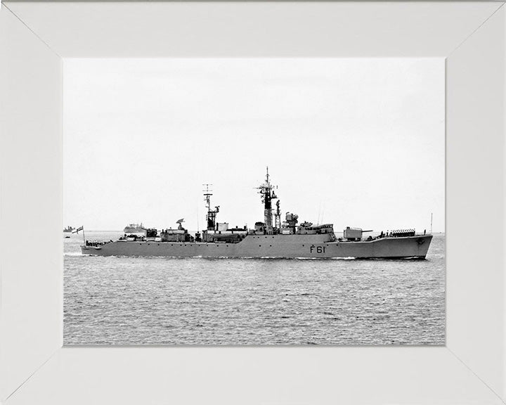 HMS Llandaff F61 | Photo Print | Framed Print | Salisbury Class | Frigate | Royal Navy Hampshire Prints