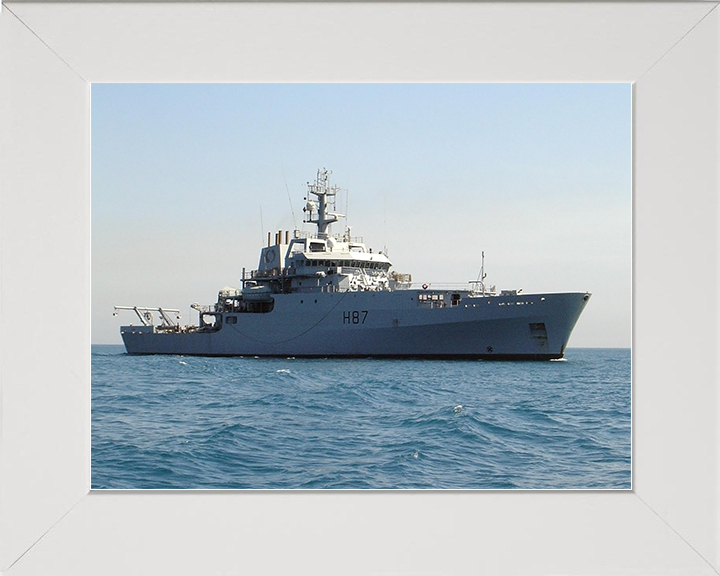 HMS Echo (H87) Royal Navy Echo Class Survey Vessel Starboard Beam View Photo Print Wall Art Decor Posters, Prints, & Visual Artwork Hampshire Prints 10 x 8 White Frame No