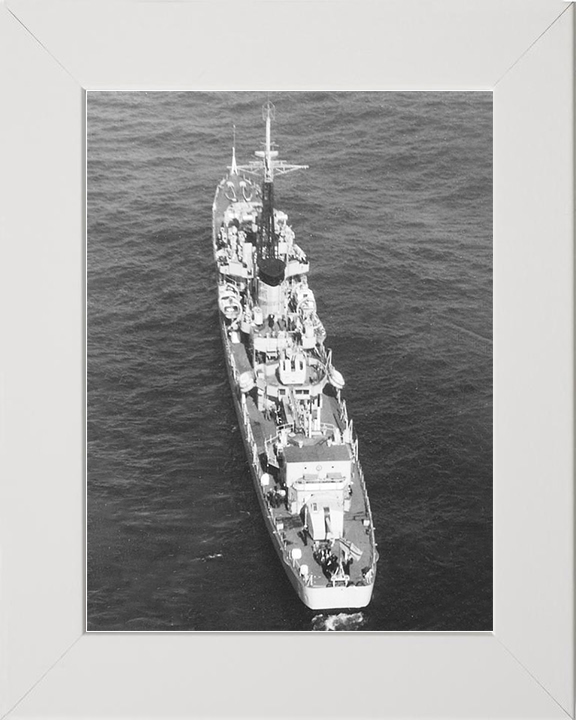 HMS Chequers (R61) Royal Navy C Class Destroyer From Above Photo Print Wall Art Decor Posters, Prints, & Visual Artwork Hampshire Prints 10 x 8 White Frame No