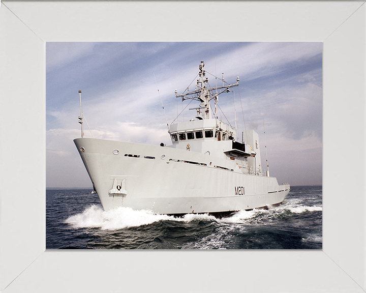 HMS Orwell (M2011) Photo Print - At Sea 1990 - Royal Navy River Class Minesweeper