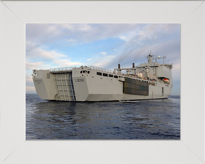 RFA Mounts Bay L3008 | Photo Print | Framed Print | Bay Class | Auxiliary Dock | Royal Fleet Auxiliary Hampshire Prints