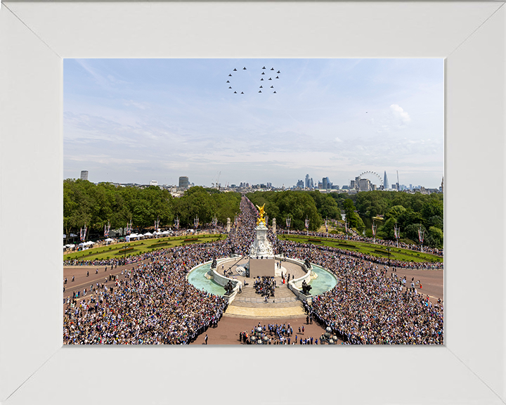 RAF Typhoon Display Team over Buckingham Palace Photo Print - Royal Air Force Aircraft Hampshire Prints 10 x 8 White Frame No