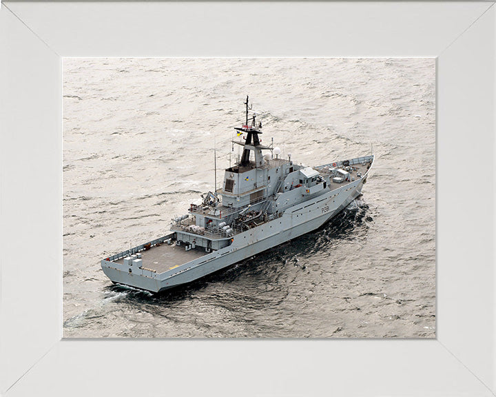 HMS Tyne P281 Royal Navy River class offshore patrol vessel Photo Print or Framed Print - Hampshire Prints