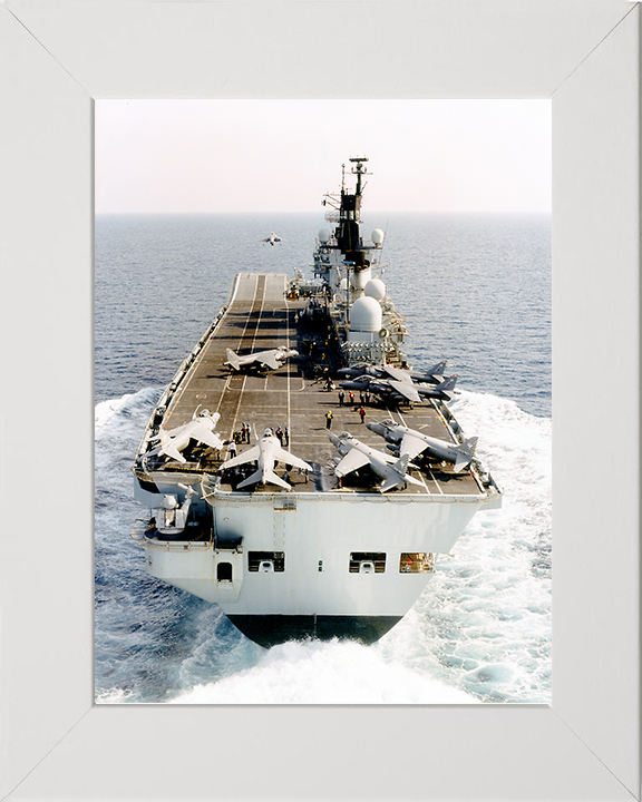 HMS Illustrious R06 | Photo Print | Framed Print | Invincible Class | Aircraft Carrier | Royal Navy Hampshire Prints