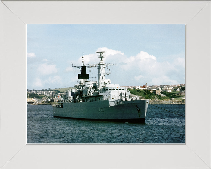 HMS Brazen (F91) Royal Navy Type 22 Frigate At A Buoy Photo Print Wall Art Decor Posters, Prints, & Visual Artwork Hampshire Prints 10 x 8 White Frame No