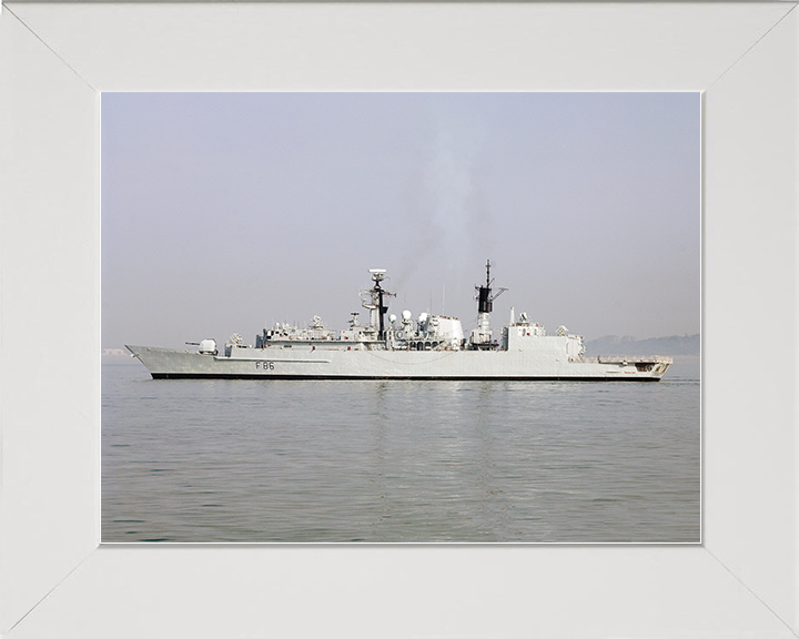 HMS Campbeltown (F86) Royal Navy Type 22 Frigate Port Beam Photo Print Wall Art Decor Posters, Prints, & Visual Artwork Hampshire Prints 10 x 8 White Frame No