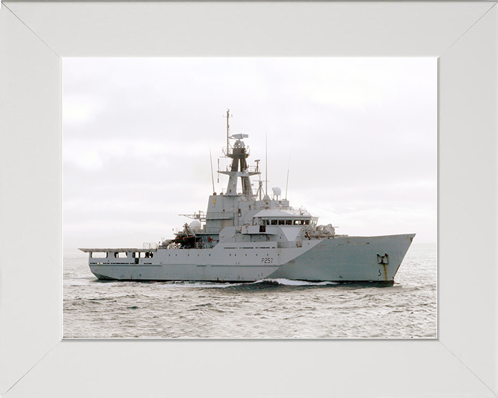 HMS Clyde (P257) Royal Navy River Class Patrol Vessel Underway Starboard Side View Photo Print Wall Art Decor Posters, Prints, & Visual Artwork Hampshire Prints 10 x 8 White Frame No