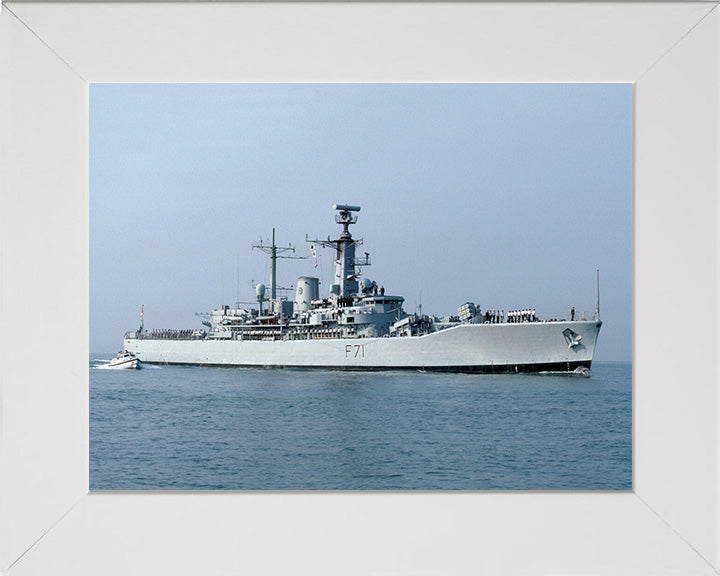 HMS Scylla F71 | Photo Print | Framed Print | Leander Class | Frigate | Royal Navy Hampshire Prints
