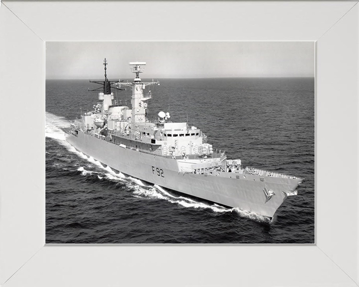 HMS Boxer (F92) Royal Navy Type 22 Frigate At Speed Photo Print Wall Art Decor Posters, Prints, & Visual Artwork Hampshire Prints 10 x 8 White Frame No