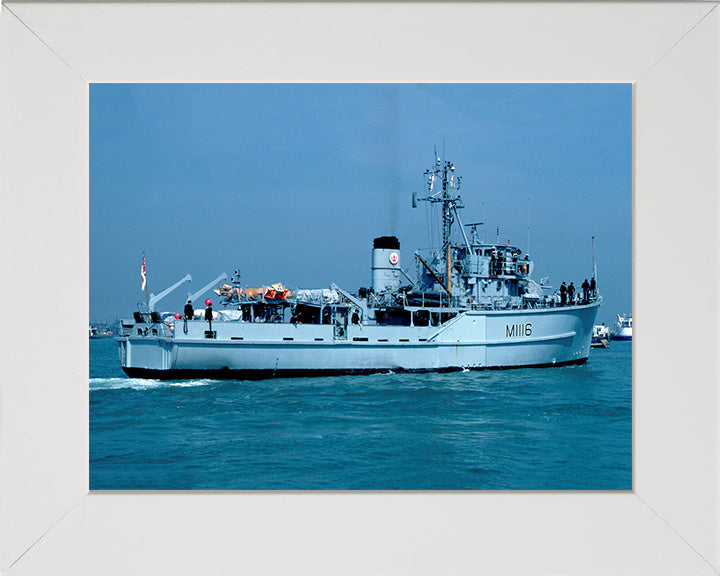 HMS Wilton M1116 | Photo Print | Framed Print | Ton Class | Minesweeper | Royal Navy Hampshire Prints