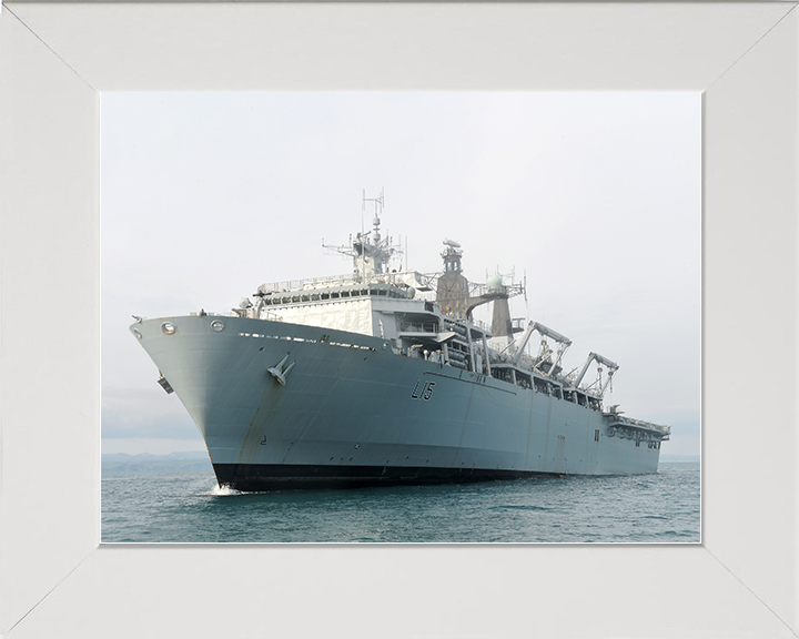 HMS Bulwark (L15) Royal Navy Albion Class Amphibious Ship Low Port Bow View Photo Print Wall Art Decor Posters, Prints, & Visual Artwork Hampshire Prints 10 x 8 White Frame No