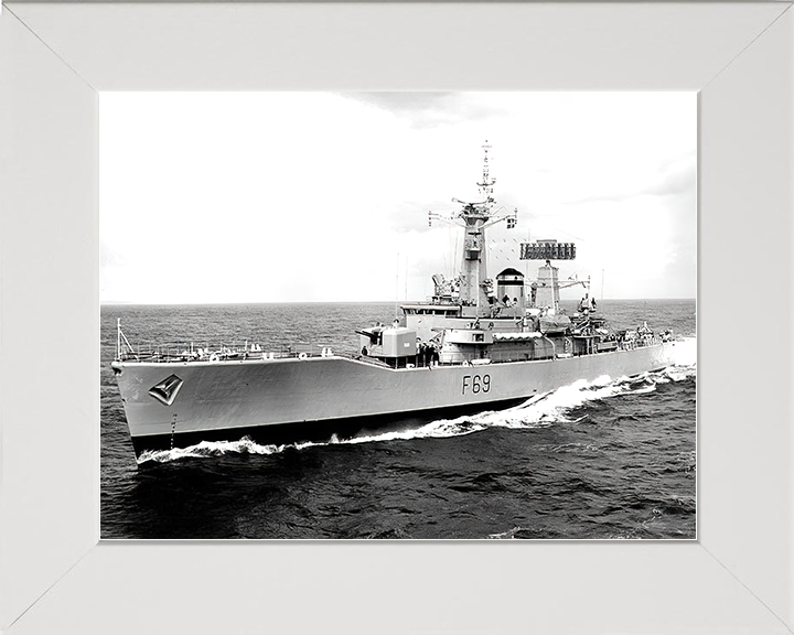 HMS Bacchante (F69) Royal Navy Leander Class Frigate Underway Photo Print Wall Art Decor Posters, Prints, & Visual Artwork Hampshire Prints 10 x 8 White Frame No