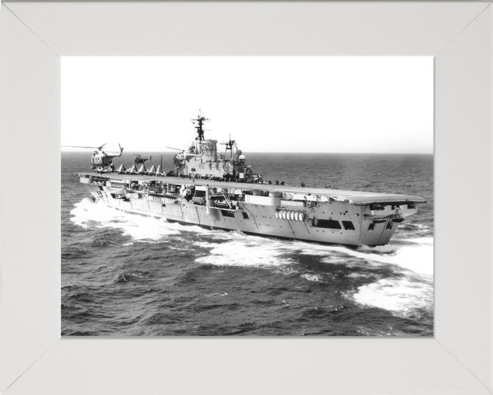 HMS Eagle (R05) Photo Print - Underway 1950s - Royal Navy Audacious Class Aircraft Carrier Hampshire Prints 10 x 8 White Frame No