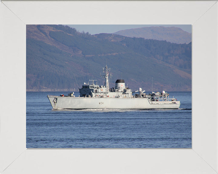 HMS Middleton M34 | Photo Print | Framed Print | Hunt Class | Mine Warfare Vessel | Royal Navy Hampshire Prints