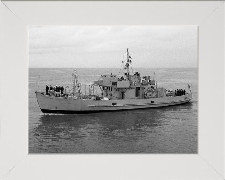 HMT Thames (1938) | Photo Print | Framed Print | Poster | Rescue Tugboat | Royal Navy Hampshire Prints