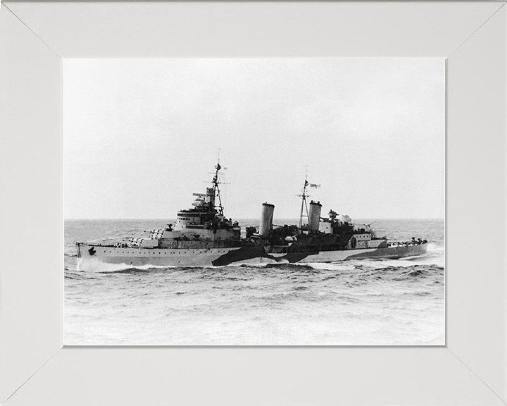 HMS Edinburgh (16) Royal Navy Town Class Light Cruiser Port Side Photo Print Wall Art Decor Posters, Prints, & Visual Artwork Hampshire Prints 10 x 8 White Frame No